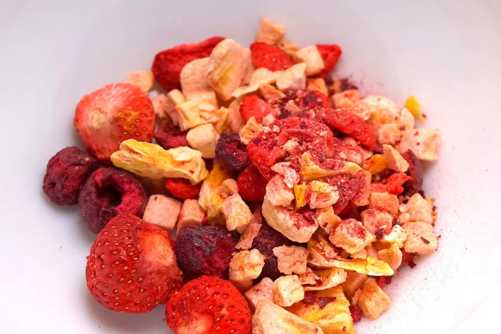 Freeze-dried fruit